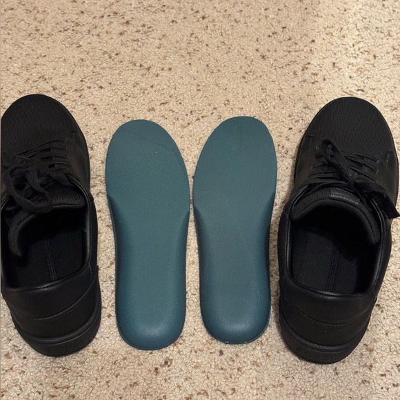 LIKE NEW! WATERPROOF Limited Edition Vessi Soho Sneaker - Picture 4 of 9